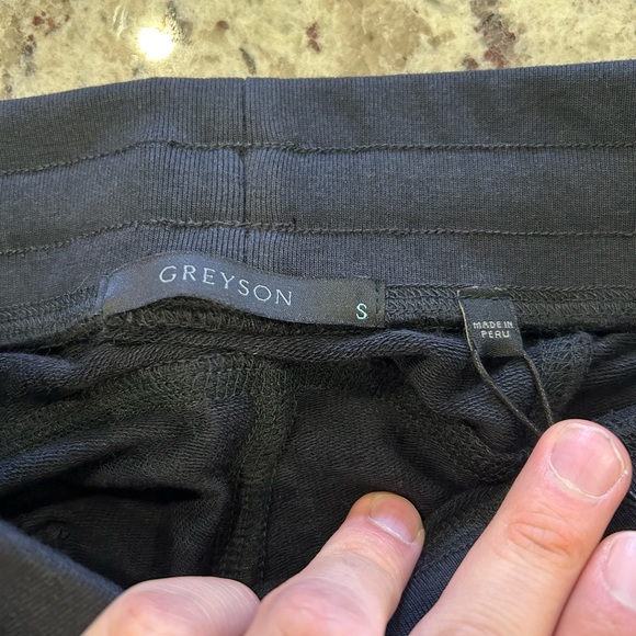 Mens NWT Greyson Gotham Jogger S, $138 - Picture 5 of 5